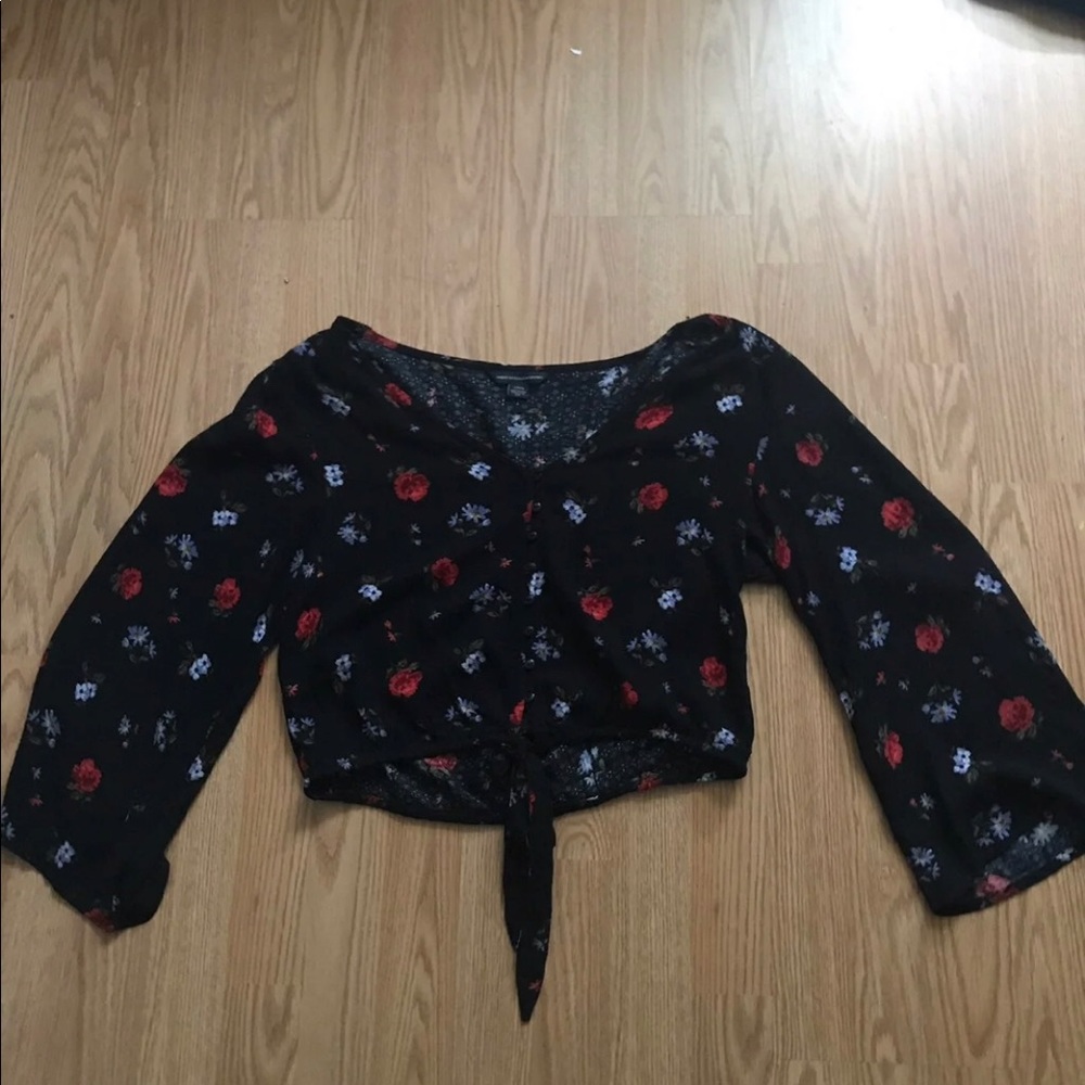 American eagle and hollister shirt bundle